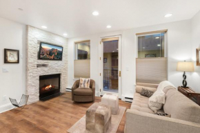 3 Bedroom 3 Bathroom Walking distance to the Gondola Telluride